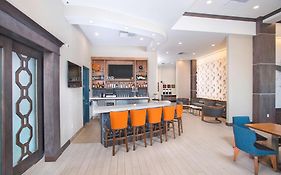 Hampton Inn & Suites Lax El Segundo